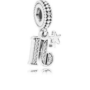 Pandora Charm 16